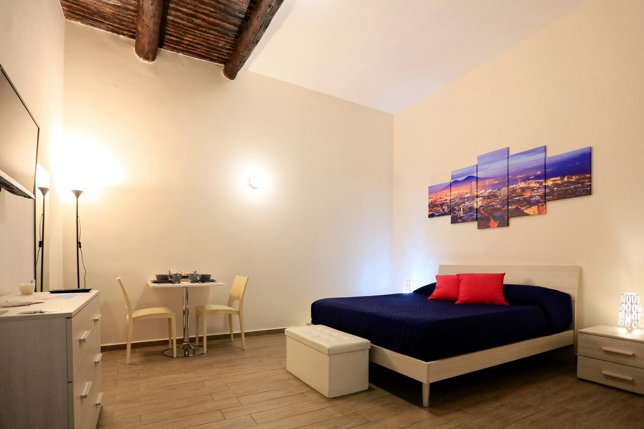 Apartcity Naples B&B מראה חיצוני תמונה