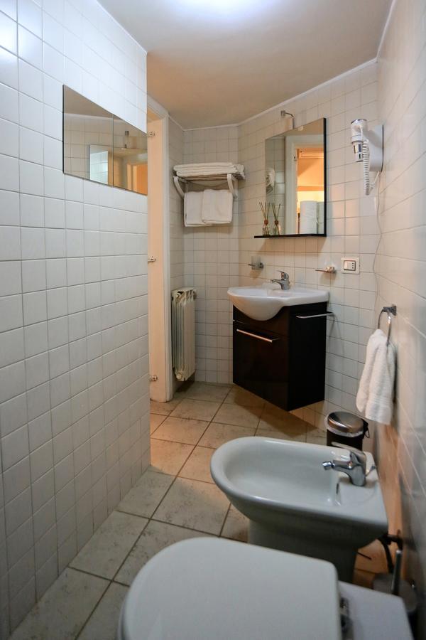 Apartcity Naples B&B מראה חיצוני תמונה