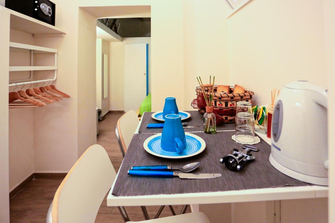 Apartcity Naples B&B מראה חיצוני תמונה