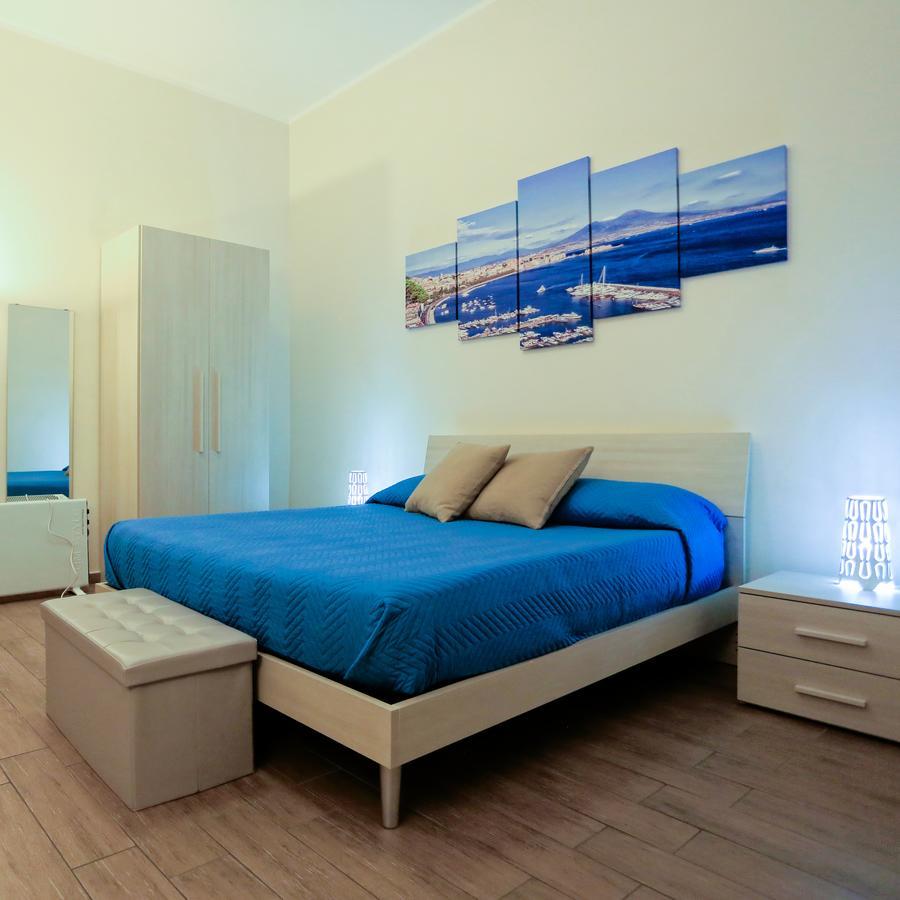 Apartcity Naples B&B מראה חיצוני תמונה