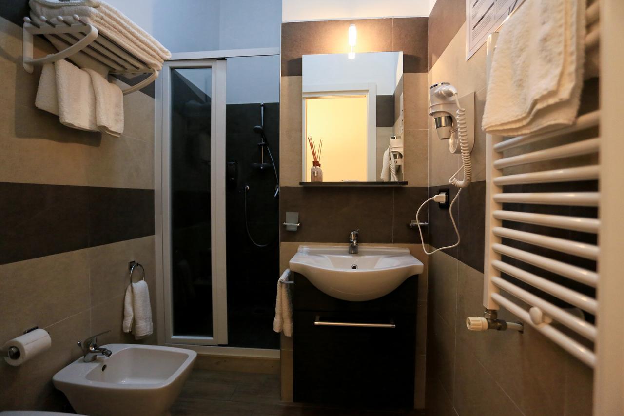 Apartcity Naples B&B מראה חיצוני תמונה